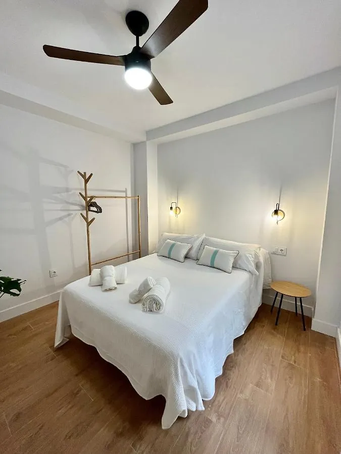 Piso Picasso, Modern Apartment In The Heart Of Malaga City